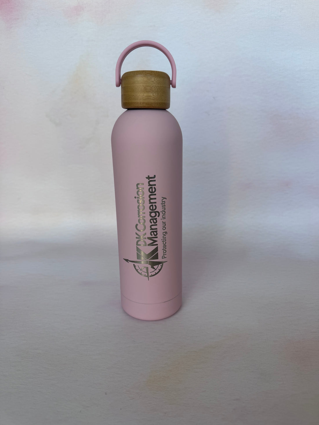 Pink insulated 750ml bottle with bamboo lid engraved with the DK Corrosion Management logo – Etch 'N' Shine