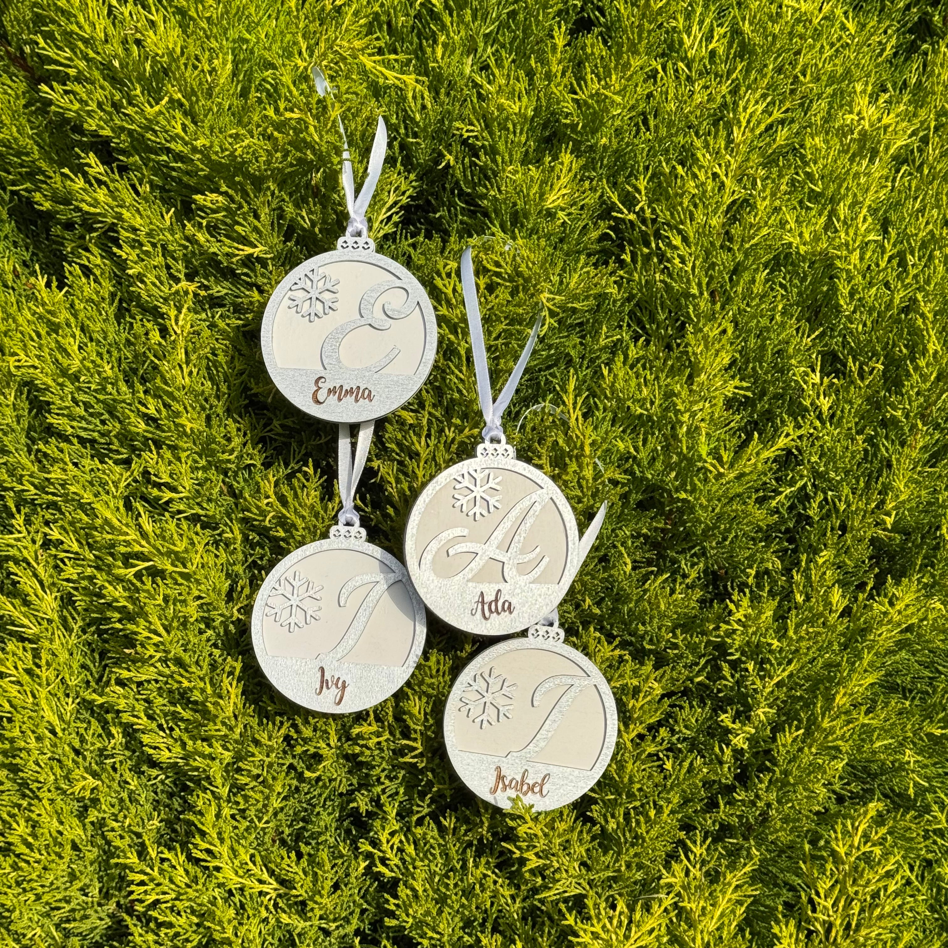 Personalised Wooden Christmas Ornament – Snowflake Design