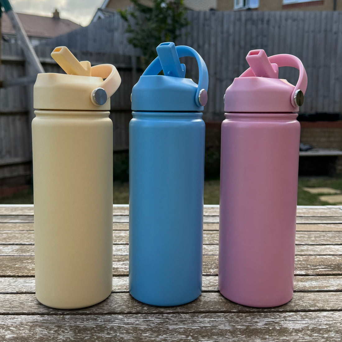 Etch ‘N’ Shine personalised kids water bottles – pastel pink, cream, and blue in 500ml size