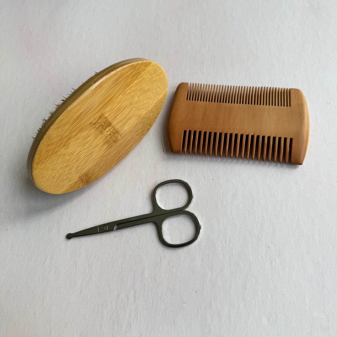 Bamboo brush, wooden comb and scissors – personalised beard grooming kit – Etch 'N' Shine