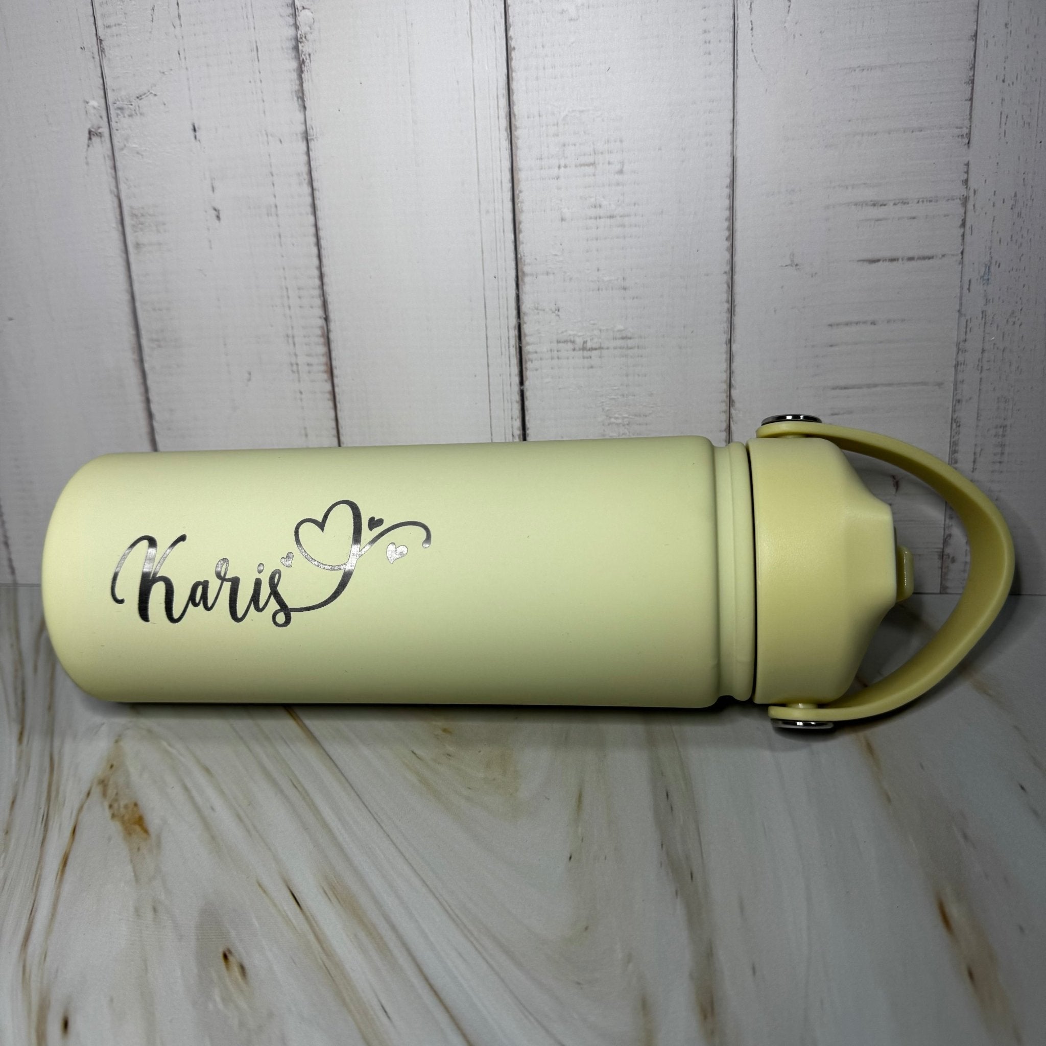 Pastel yellow insulated bottle with custom name – personalised steel water bottle – Etch 'N' Shine
