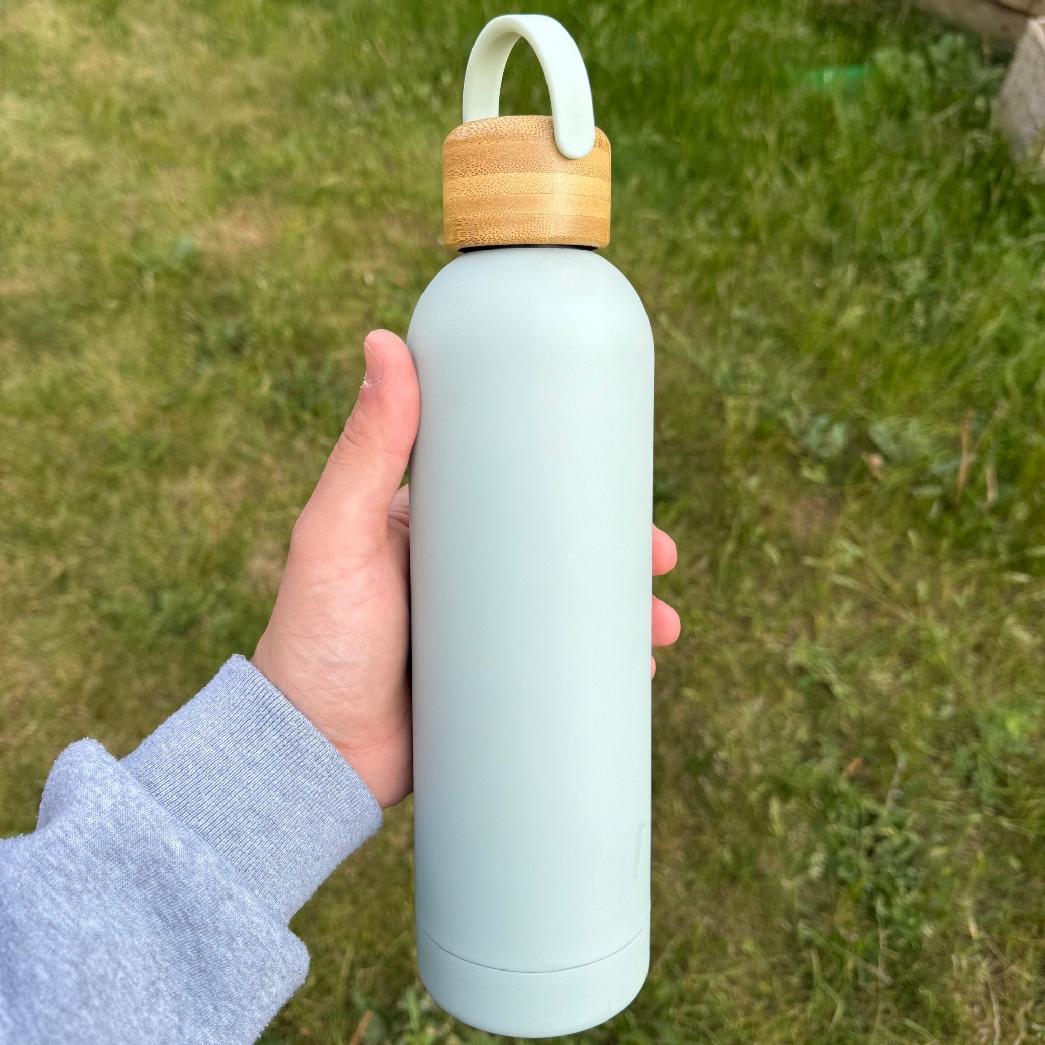 Personalised Insulated Water Bottle 750ml – Stainless Steel - Etch ‘n’ Shine