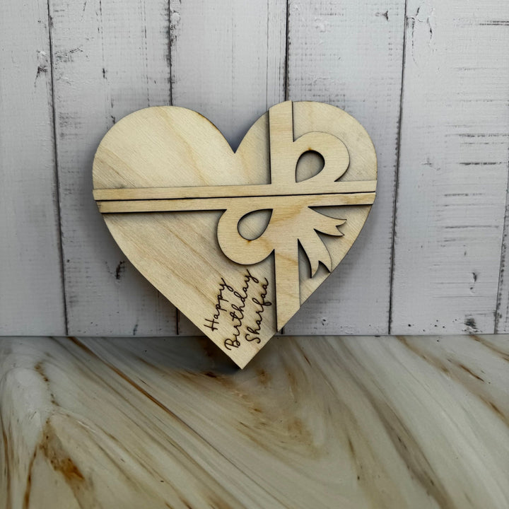 Wooden heart gift card holder with bow detail and custom message – personalised wood heart – Etch 'N' Shine