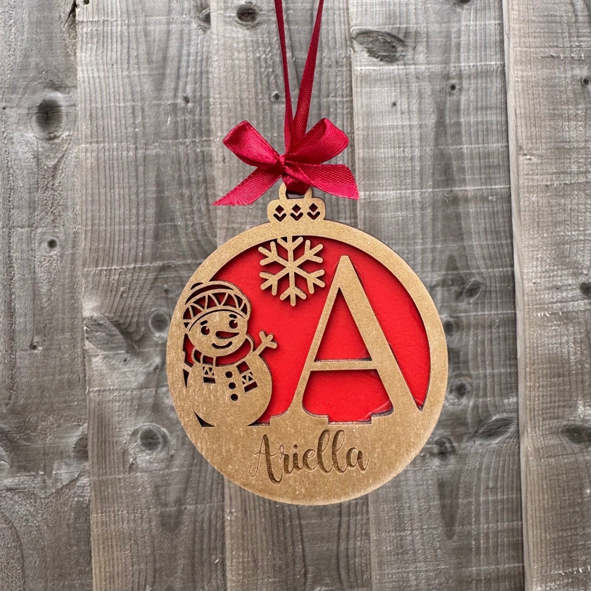 Wooden bauble with engraved initial and custom name, red ribbon – personalised Christmas ornament – Etch 'N' Shine