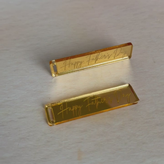 Preview of gold mirror acrylic tags.