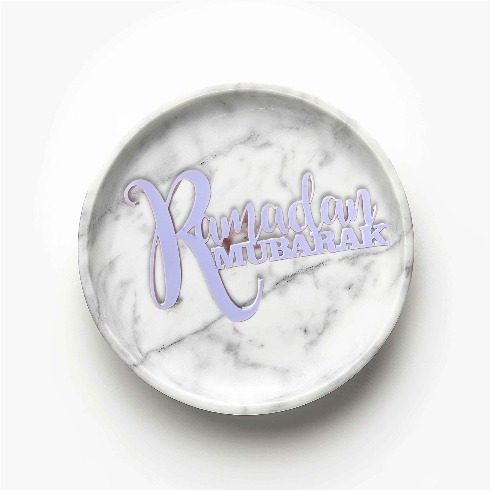 Round marble plate displaying a lilac acrylic cake topper – personalised Ramadan cake topper – Etch 'N' Shine
