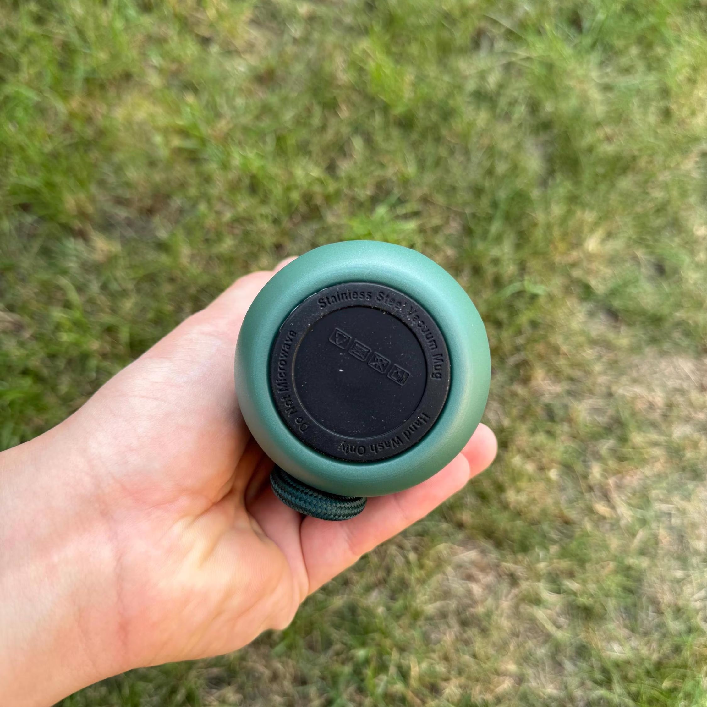 Green insulated stainless steel coffee mug with rope handle and COFFEE engraving, and solicone bottom, can be customised with engraved names, stylish gift for coffee lovers.